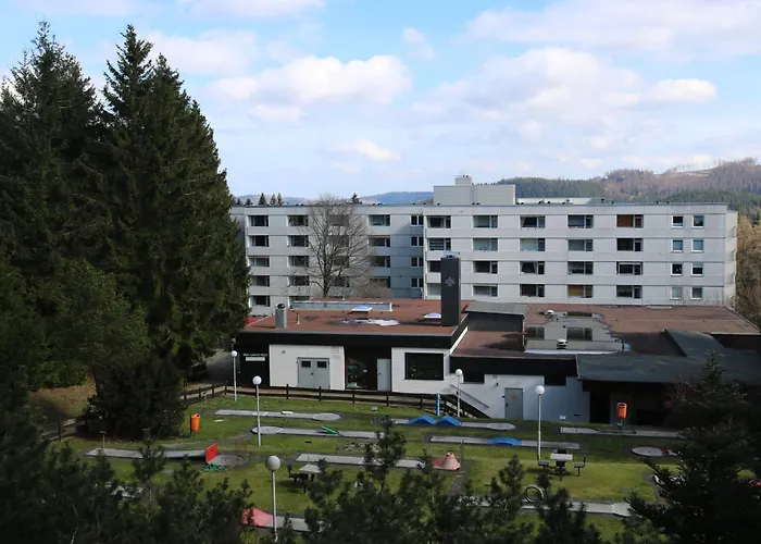 Hahnenklee - Harz, Balkon & Parkplatz 戈斯拉尔